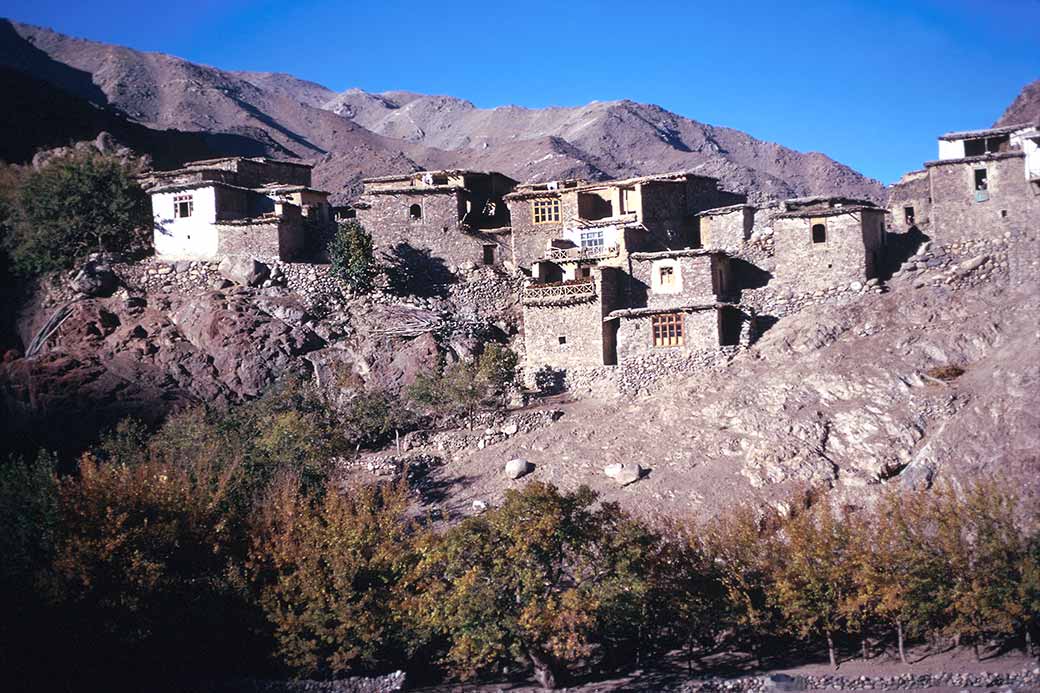 Village, Hindu Kush