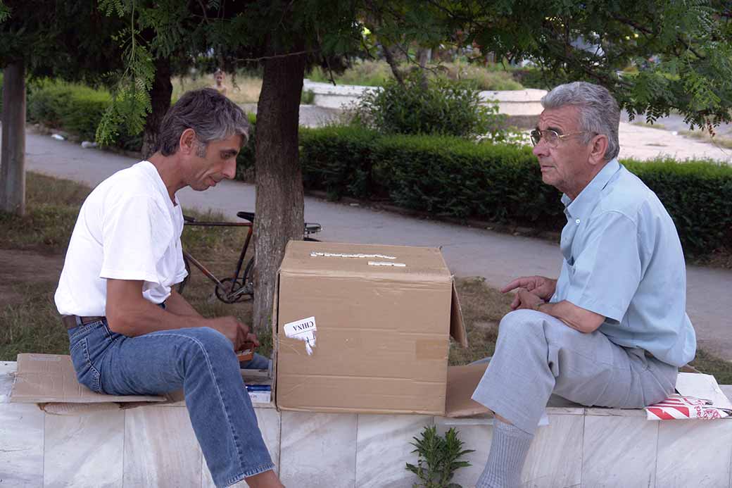 Playing dominoes