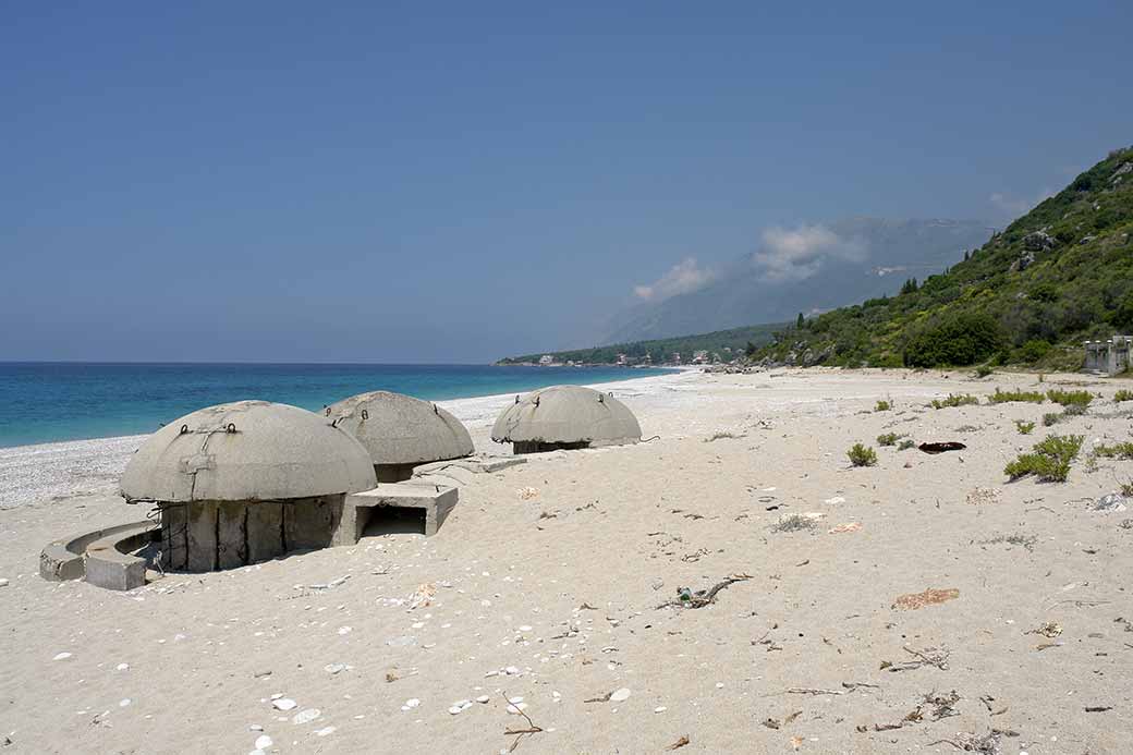 Small bunkers, Dhërmi