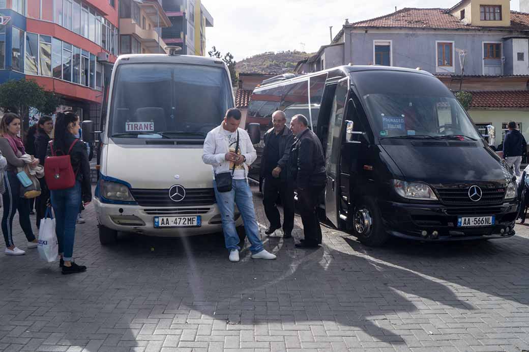 Tirana buses