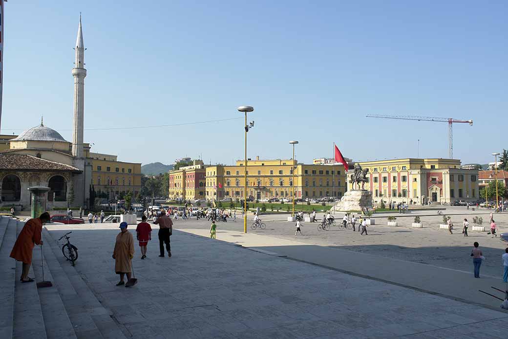 Skanderbeg Square