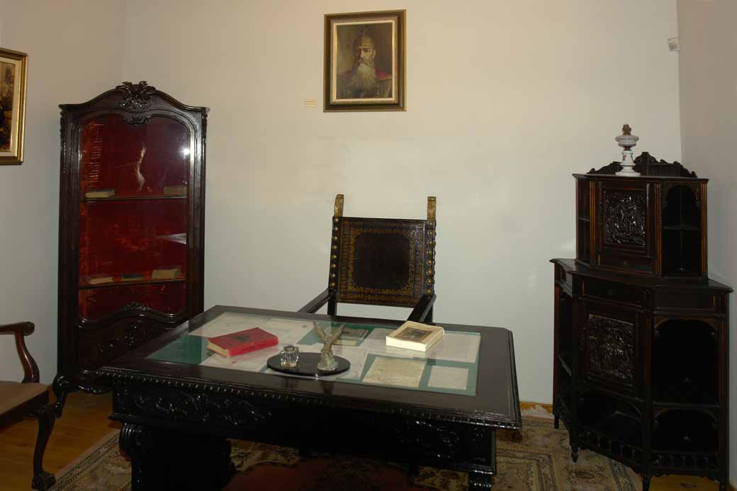 Ismail Qemali's desk