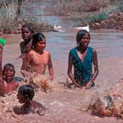 Kids splashing