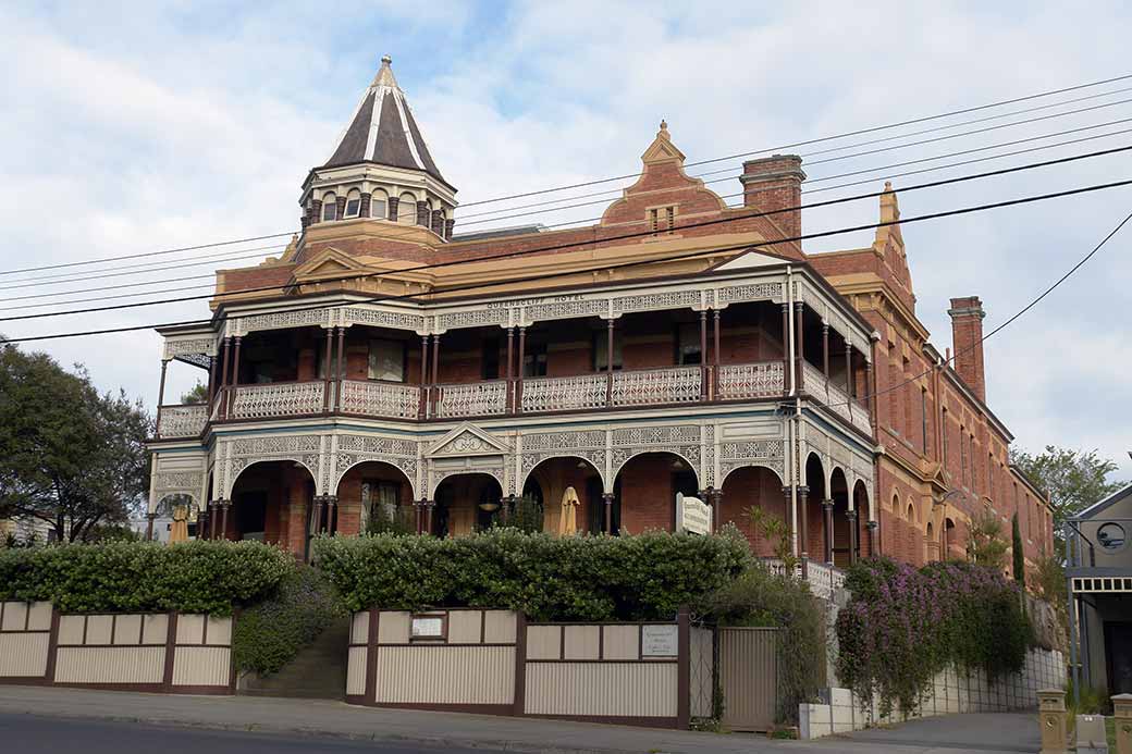 Queenscliff Hotel