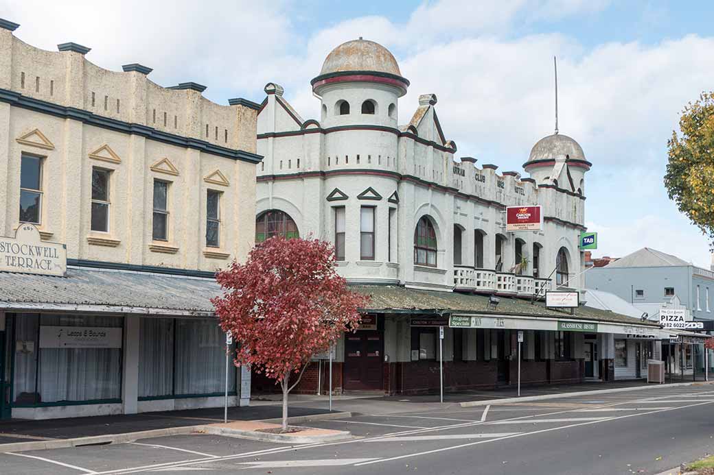 Yarram Club Hotel