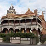 Queenscliff Hotel