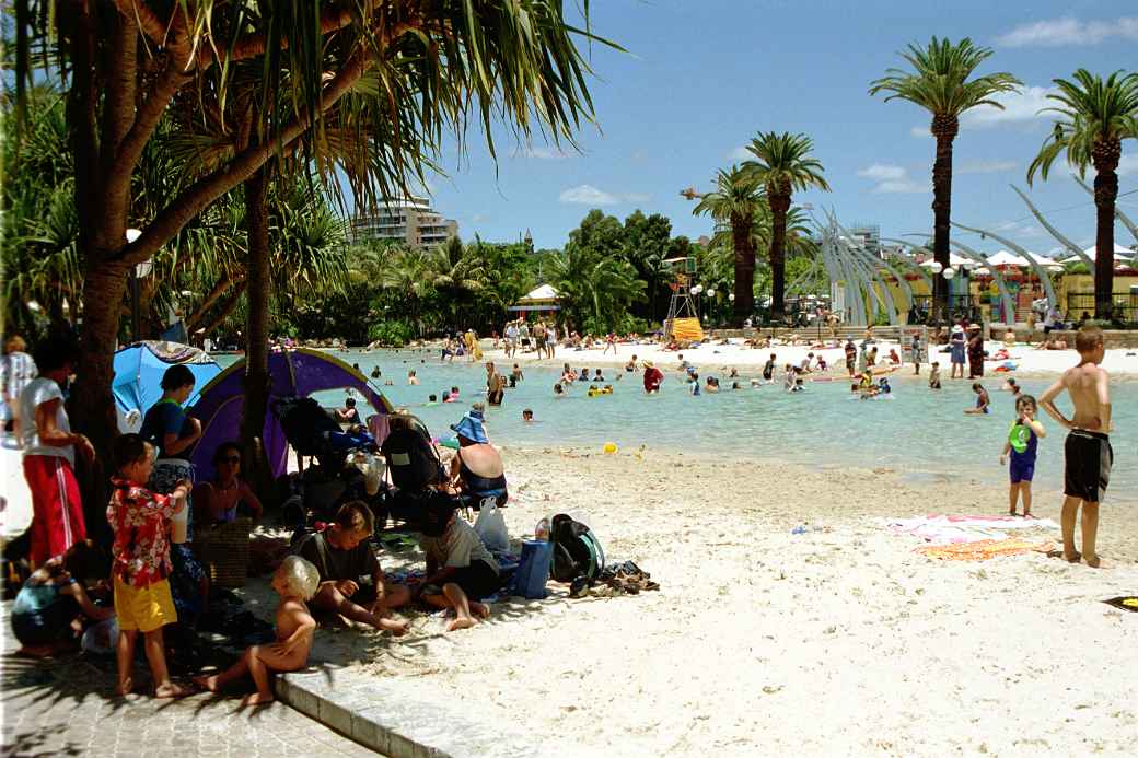 Swimming lagoon, South Bank