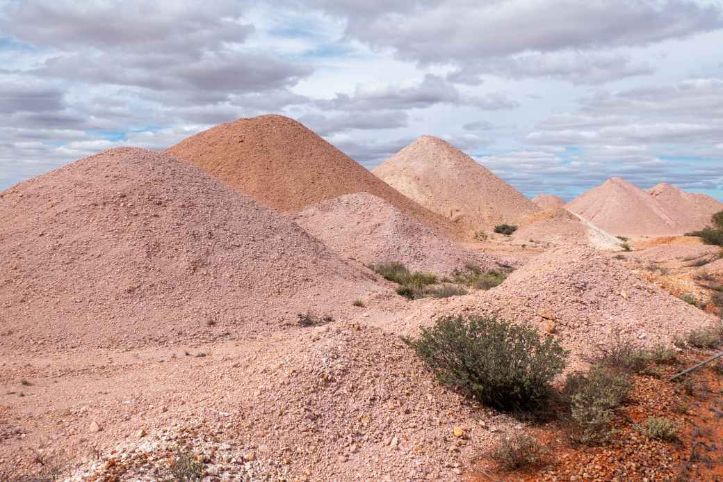 Mine dumps near Coober Pedy