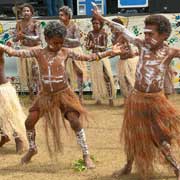 Injinoo dancers