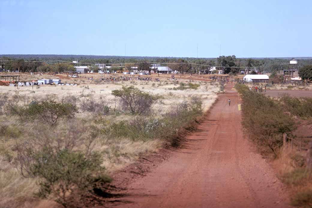 Entering Lajamanu