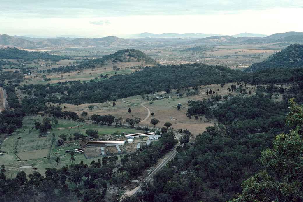 Between Tamworth and Armidale