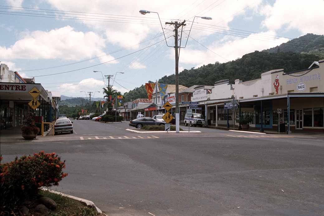 Munro Street, Babinda