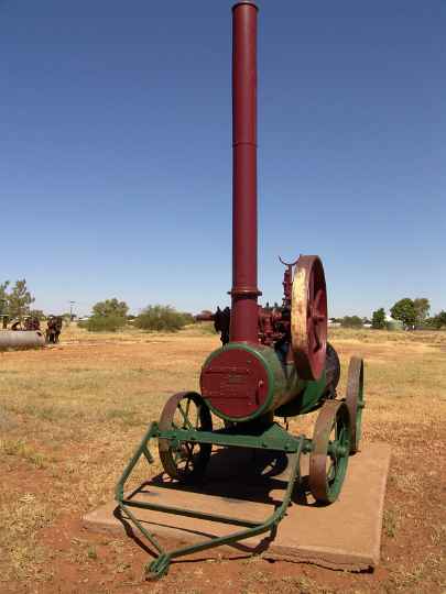 Steam tractor