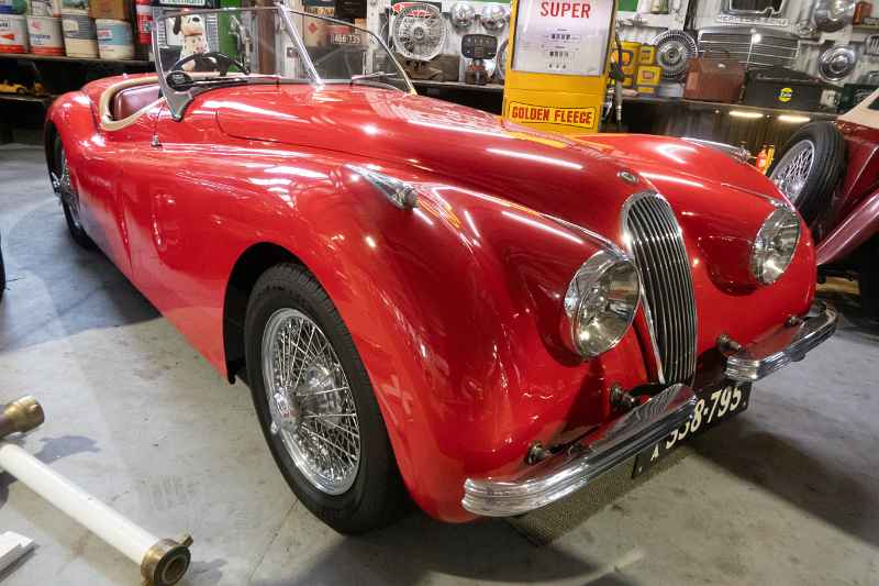 Jaguar XK 120, Gilberts Motor Museum