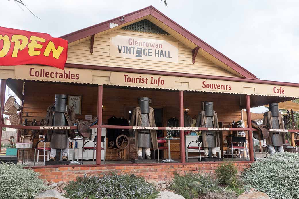 Vintage Hall Cafe, Glenrowan