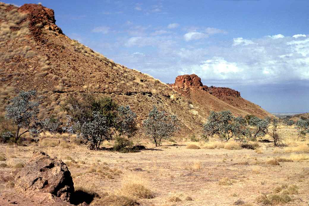 Hills along Great Northern Highway