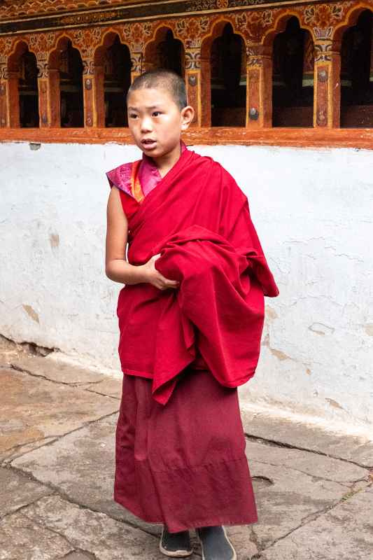 Novice monk, Rinpung Dzong (Paro Dzong)