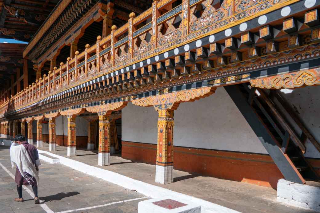 Wood-carved balustrades, Punakha Dzong