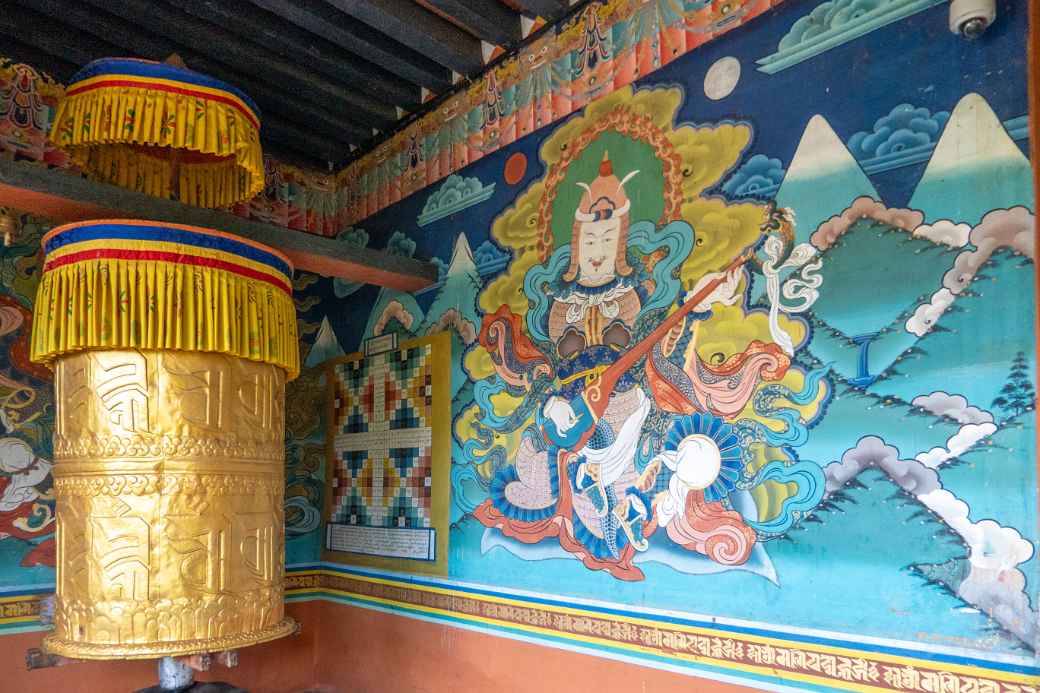 Wall painting, Prayer wheel, Punakha Dzong