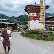 Road to Gangtey Monastery