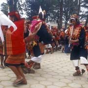 Dancers and flutes