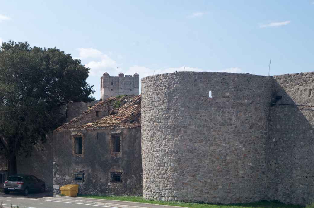 Trybenac Tower