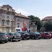 Cilnica square