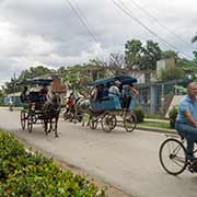 Horse-drawn carriages, Bayamo