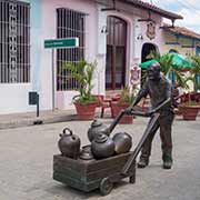 Statues, Plaza del Carmen, Camagüey