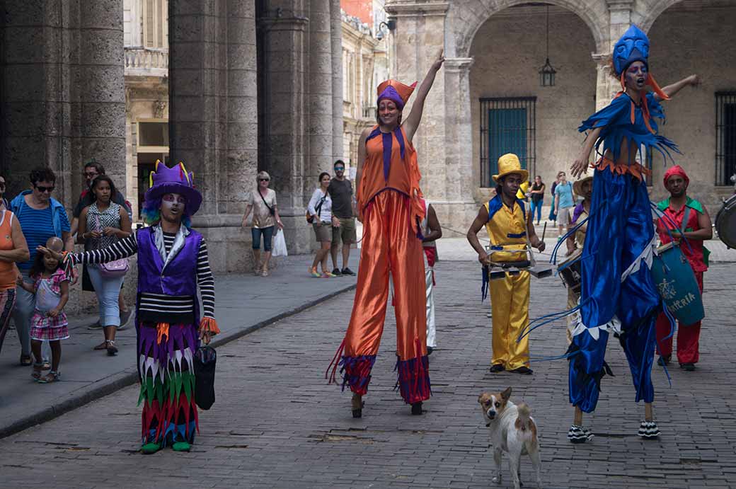 Street performers, old Havana