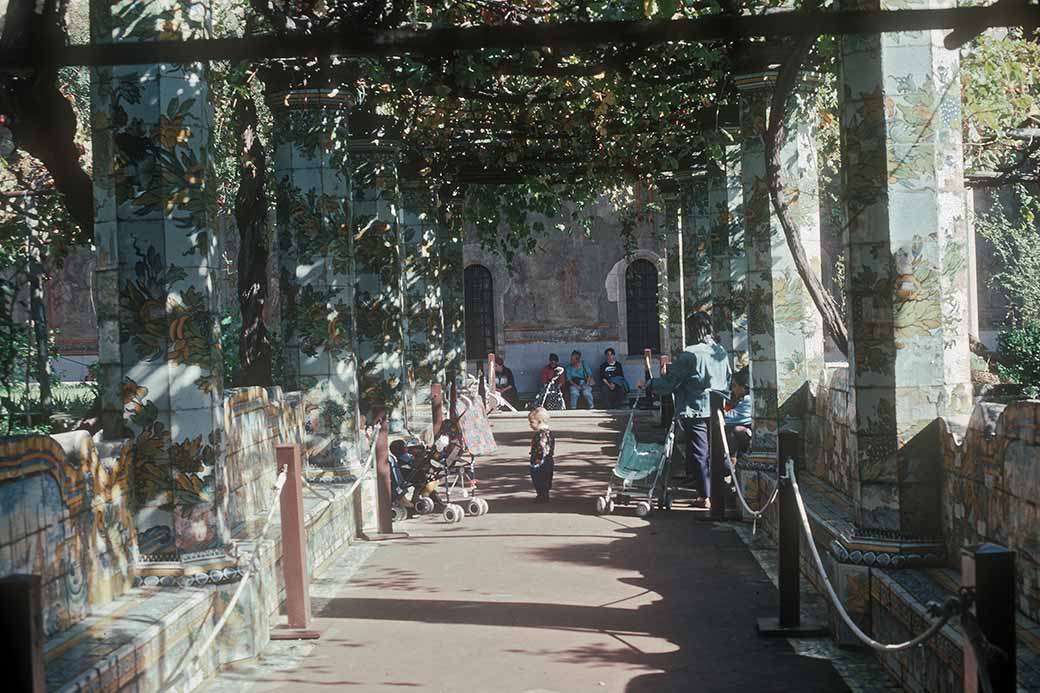 Cloister garden, Santa Chiara