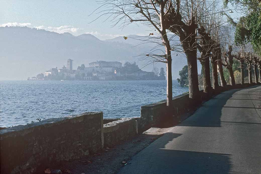 San Giulio from road