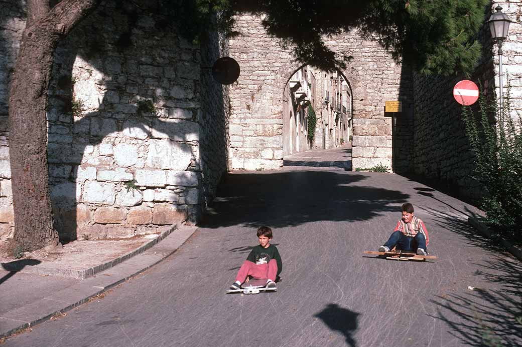 Boys on carts, Erice