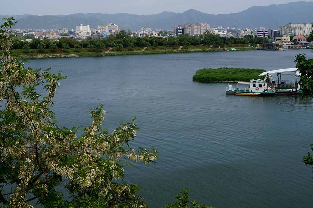 Uiamho Lake view