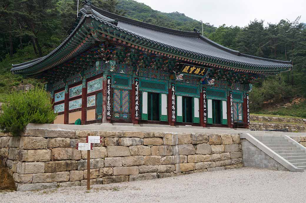 Deokjusa Temple