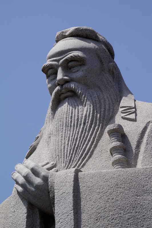 Statue of Confucius