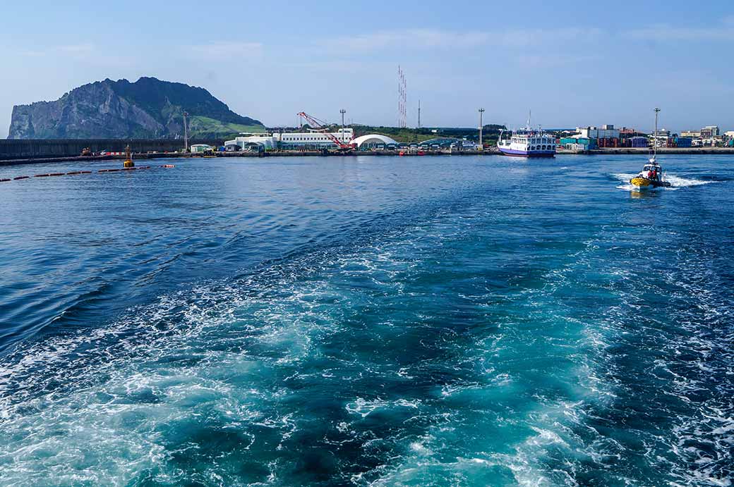 Seongsan-ri from ferry