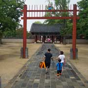 Gate to Gyeonggijeon