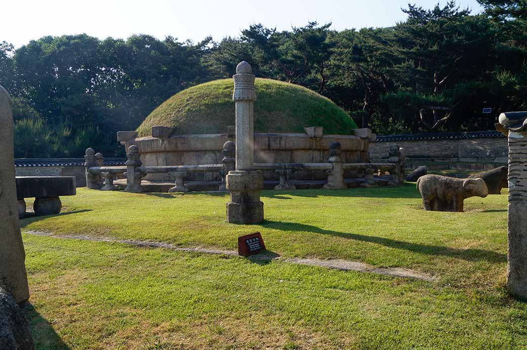 King Seonjong's tomb