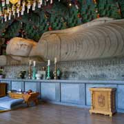 Reclining Buddha, Bomunsa