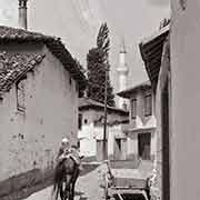 Street, Maksut Pasha mosque