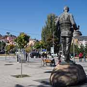 Statue of Isa Boletini