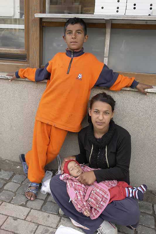 Roma mother, Prizren