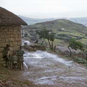 Rain in Qomoqomong