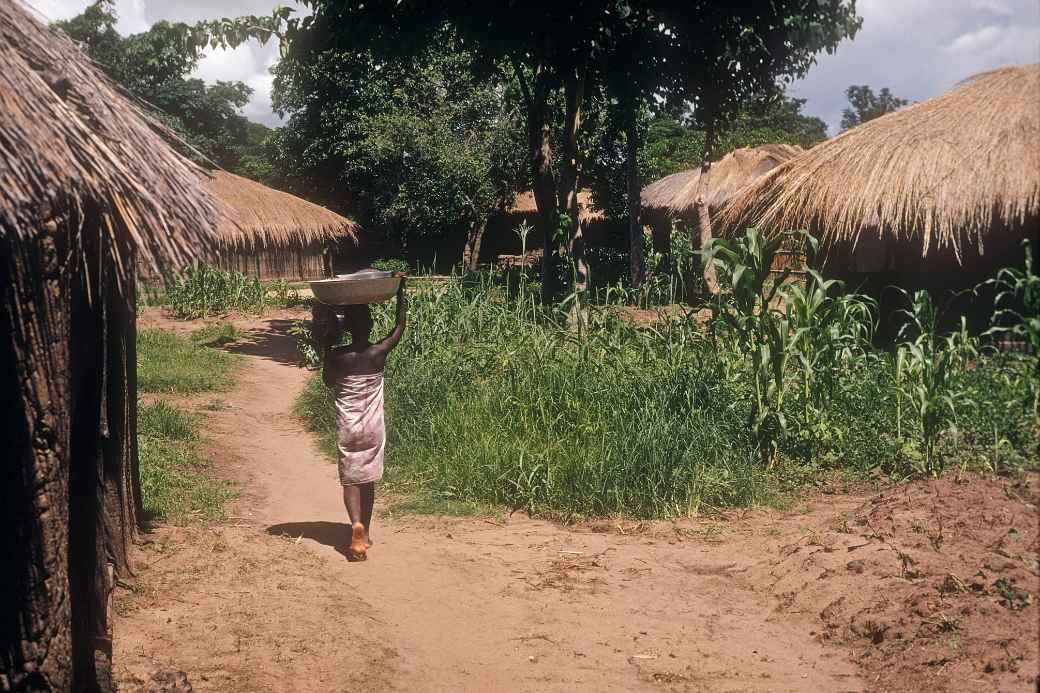 Village scene, Nkhotakota