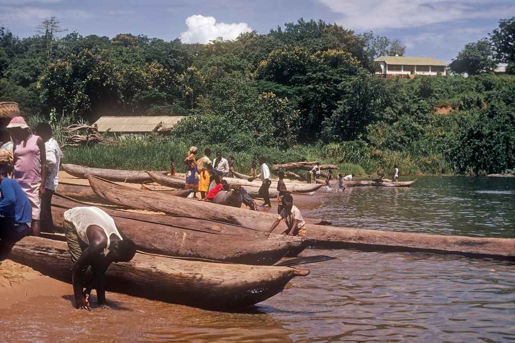 Canoes, Nkhata Bay