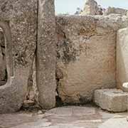 Ħaġar Qim oracle room 