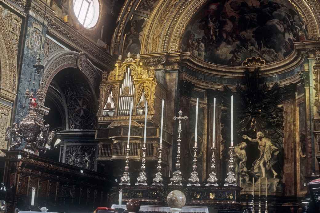 Interior St. John's Co-Cathedral