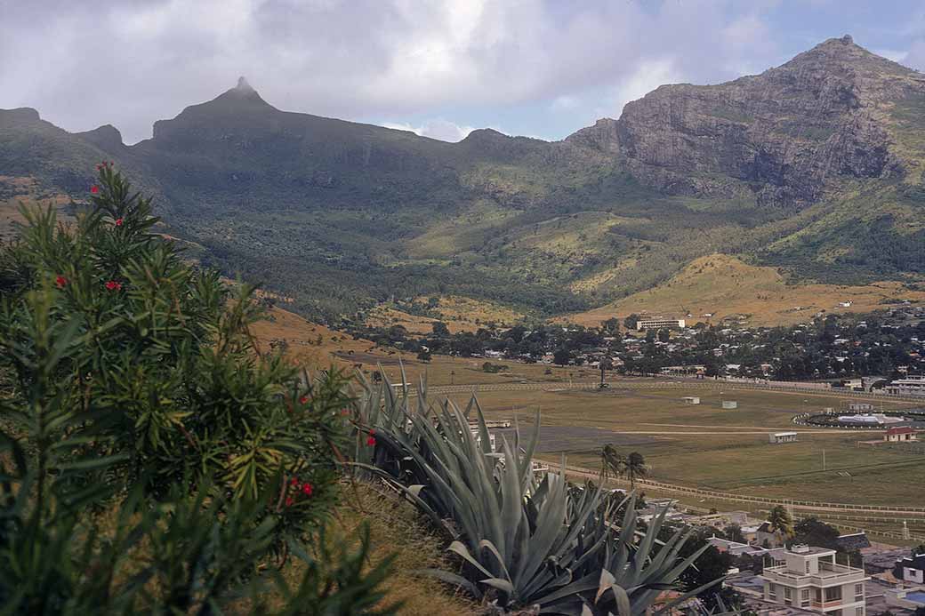 Champ de Mars, Port Louis