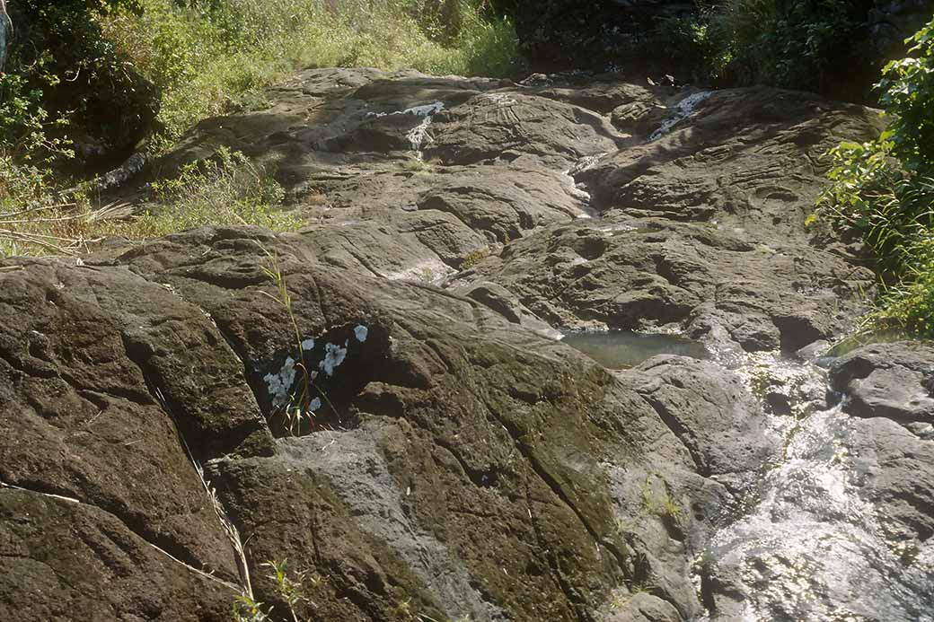 Petroglyphs, Wichon Falls